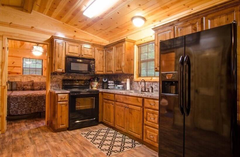 Arabella Cozy Nest With Hot Tub And Fire Pit In The Backyard By Redawning