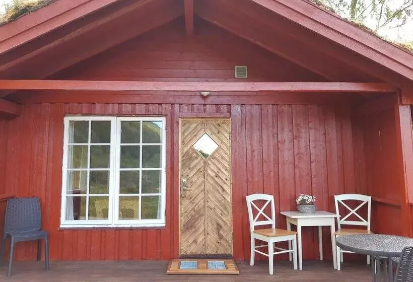 Eidsdal Camping Og Feriehus