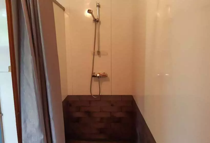 Eidsdal Camping Og Feriehus