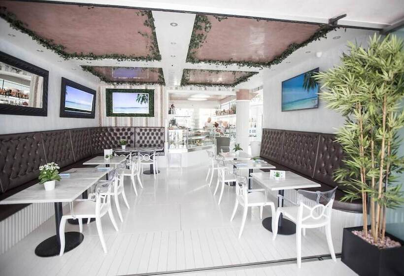 Hof Van Holland Carihuela