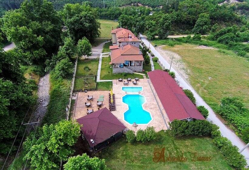 هتل Archontiko Liamas