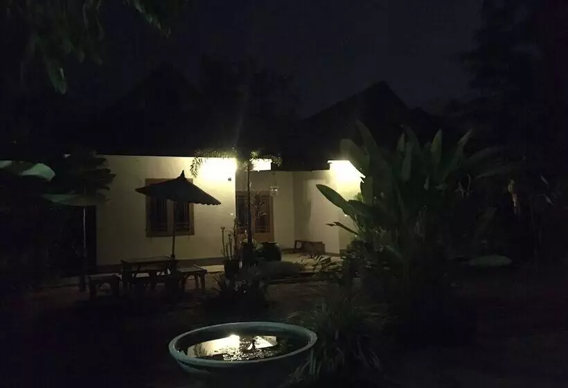 Hotelli Baan Mali Lampang