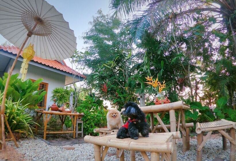 Hotel Baan Mali Lampang