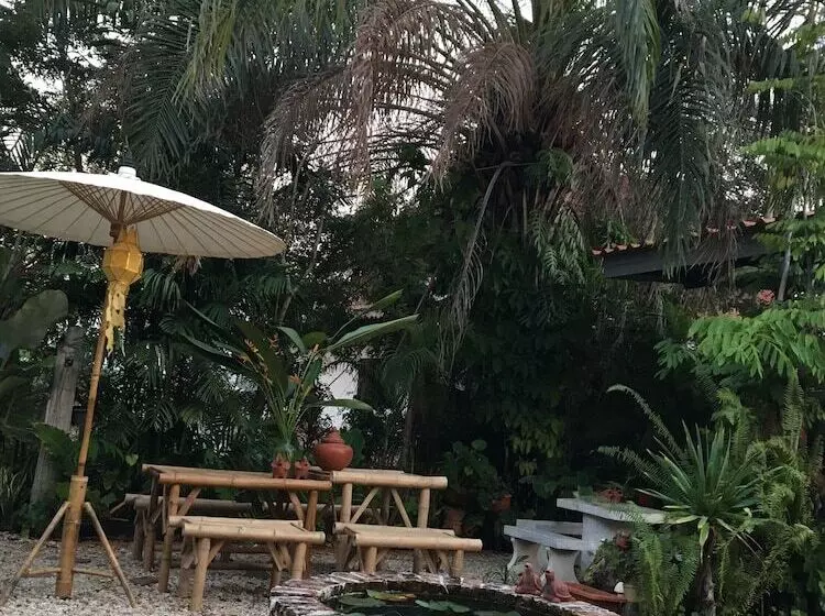 Hotelli Baan Mali Lampang