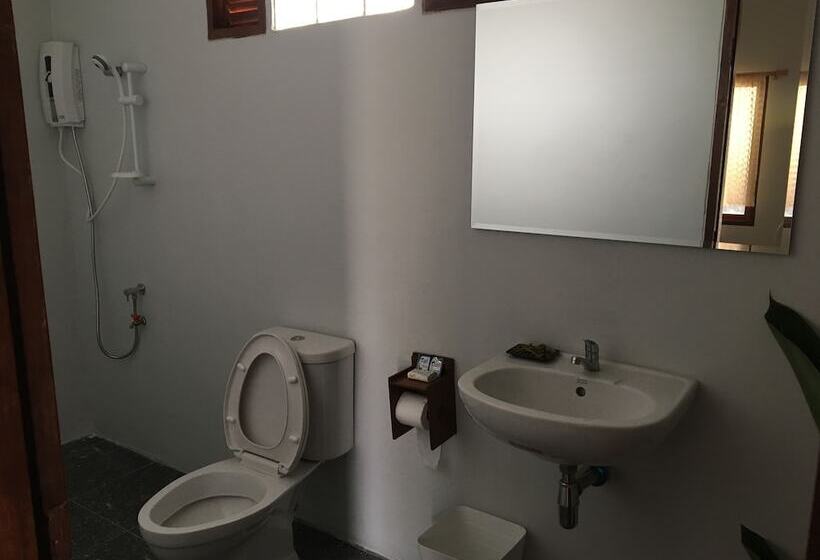 Hotel Baan Mali Lampang