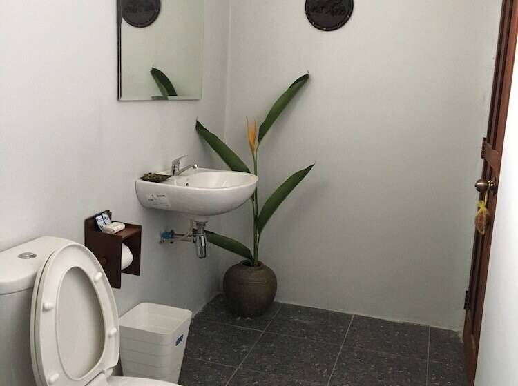 Hotel Baan Mali Lampang