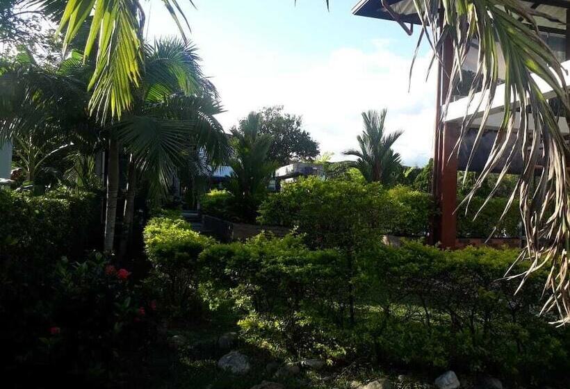 هتل Centro Vacacional Campo Alegre