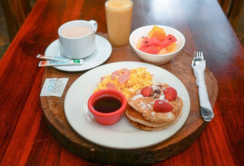 Hotel Hosteria El Carmelo De Mindo