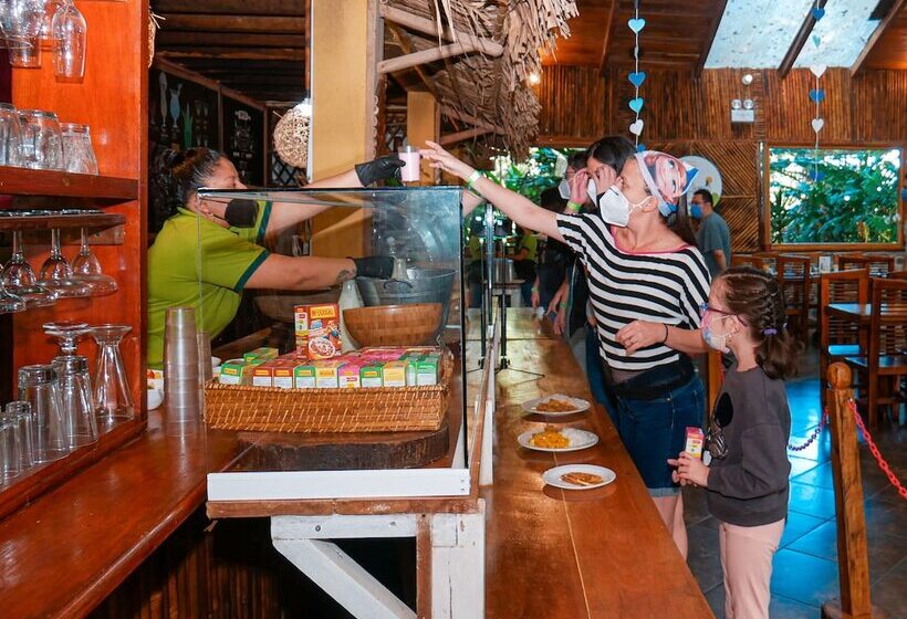 Hotel Hosteria El Carmelo De Mindo