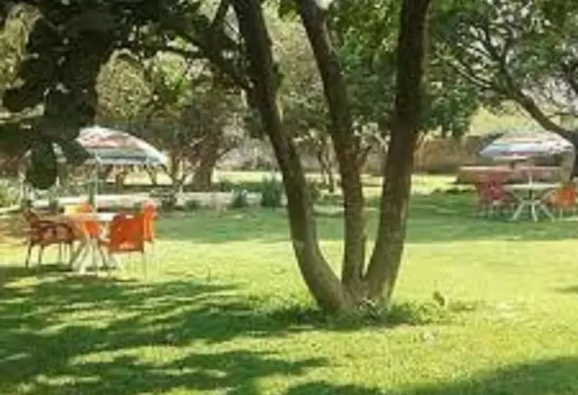 هتل Maria Adams Lodge