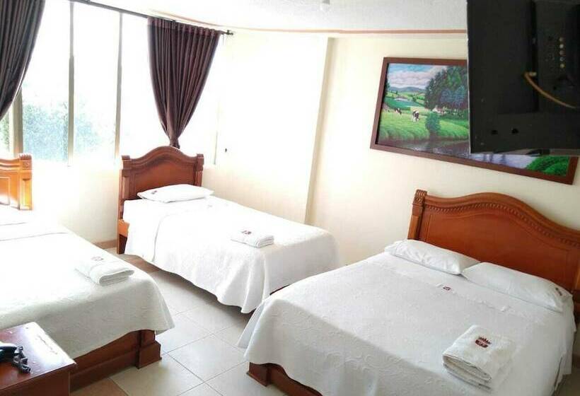 هتل Marques Plaza