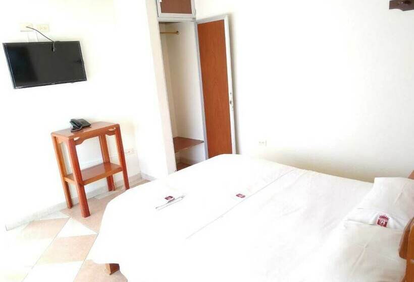 هتل Marques Plaza