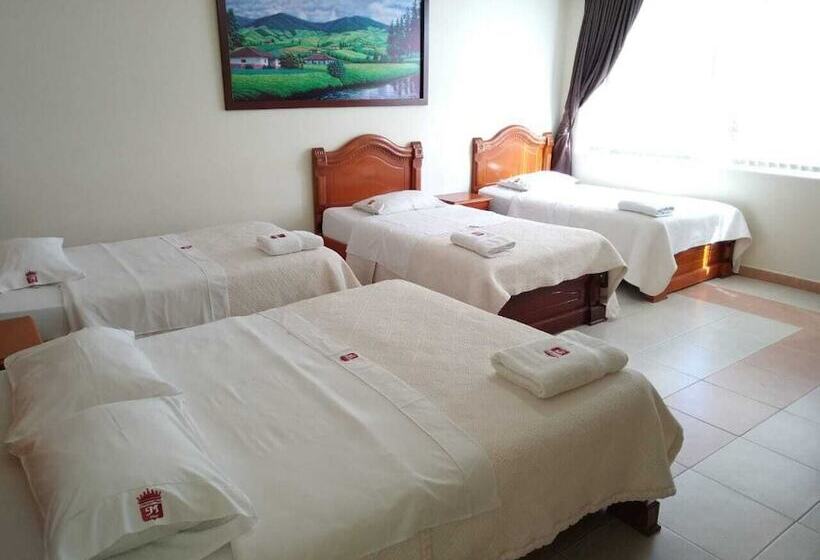 هتل Marques Plaza