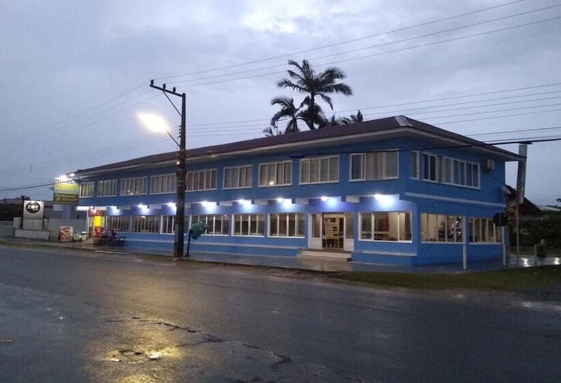 Отель Oyo  Rainha