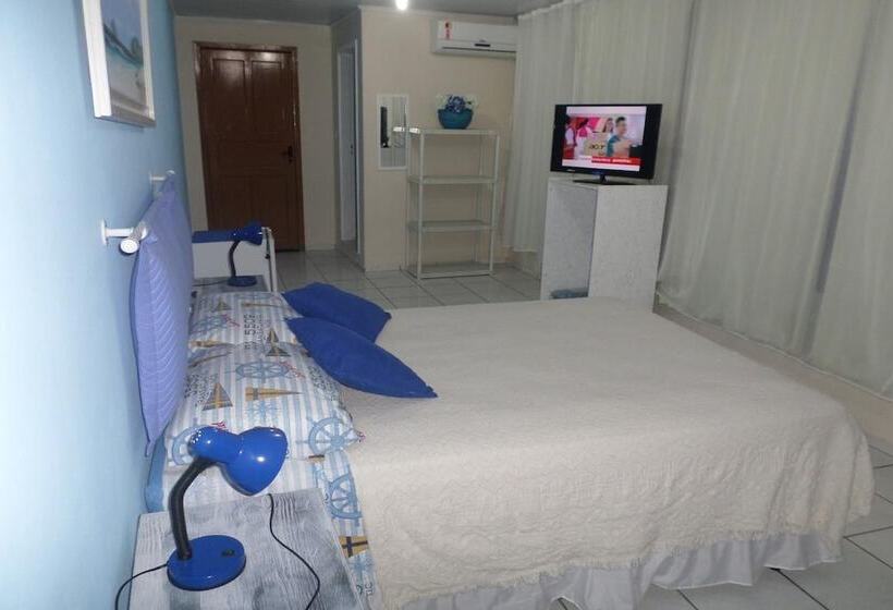 Отель Oyo  Rainha