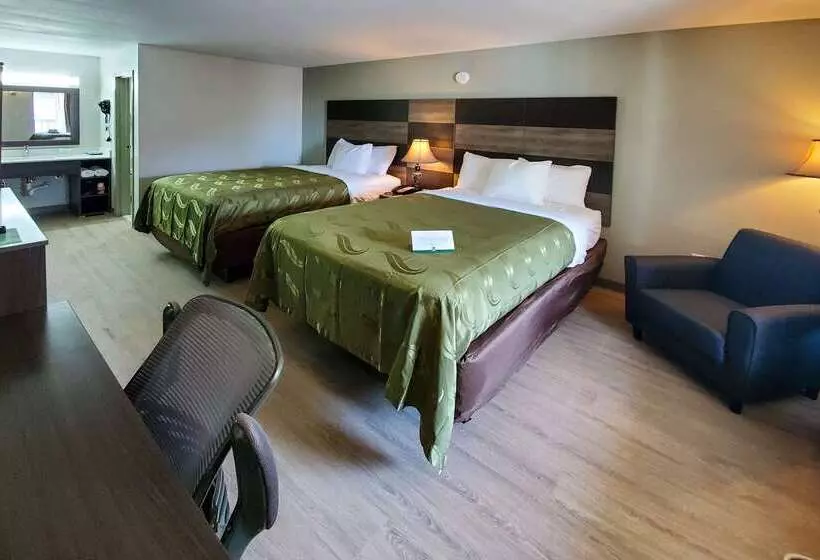 Hotelli Quality Inn And Conference Center