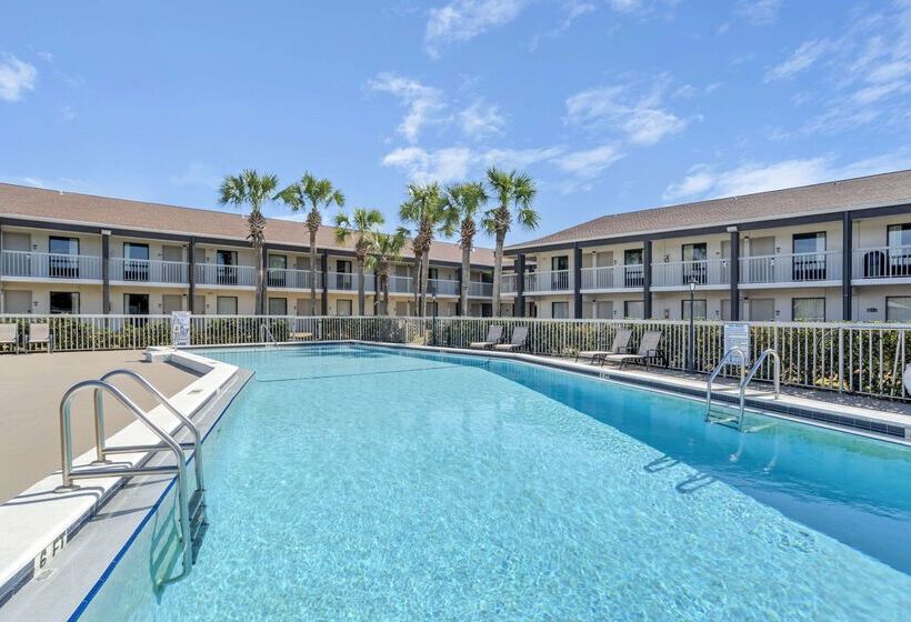 Hotel Quality Inn And Conference Center