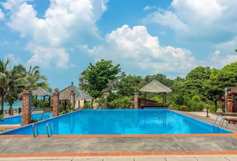 Hotelli Sea Horizon Resort