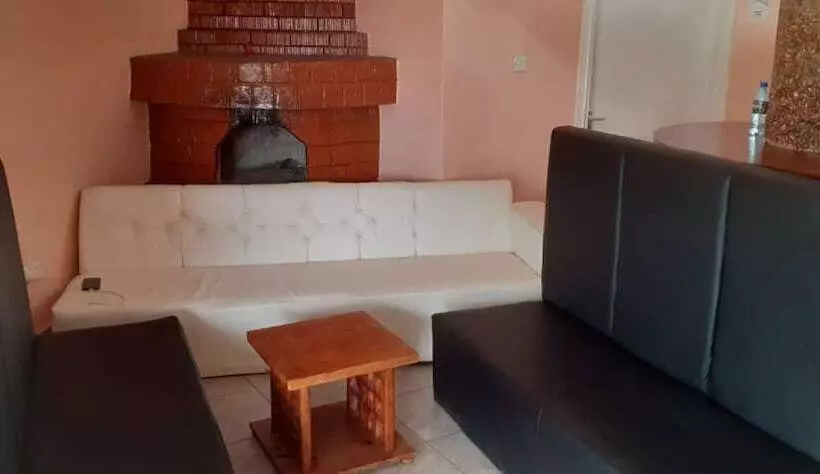 هتل Sosiani Breeze Resort