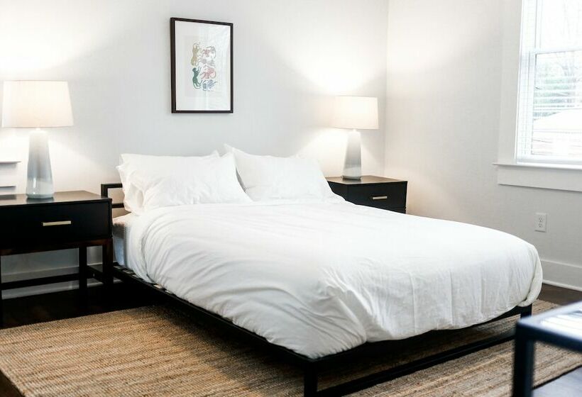 Newly Renovated Buckhead Condo Suites