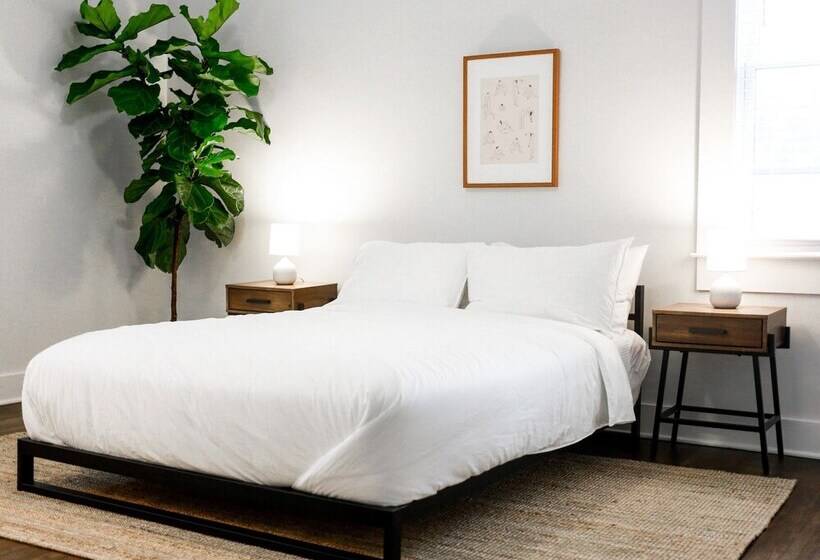 Newly Renovated Buckhead Condo Suites