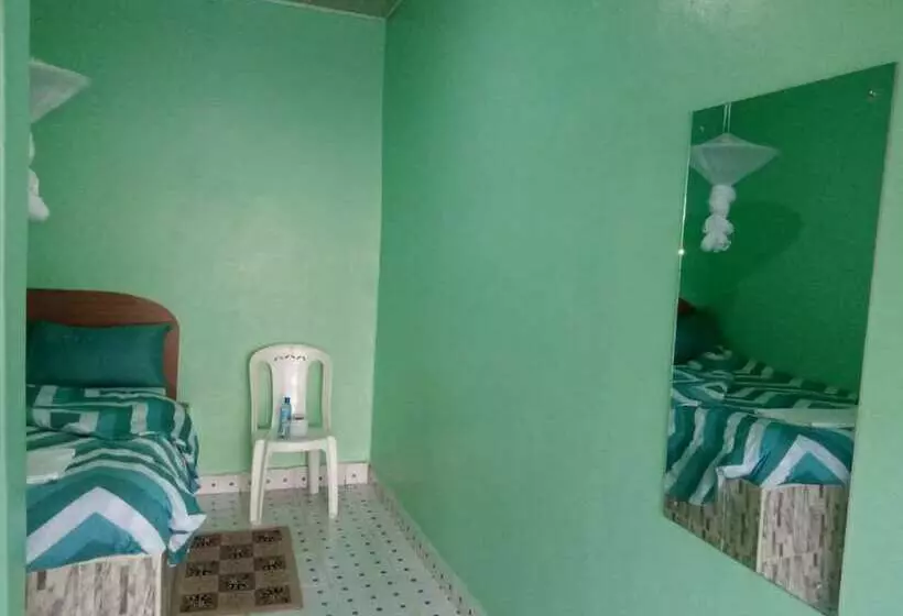 پانسیون Acacia