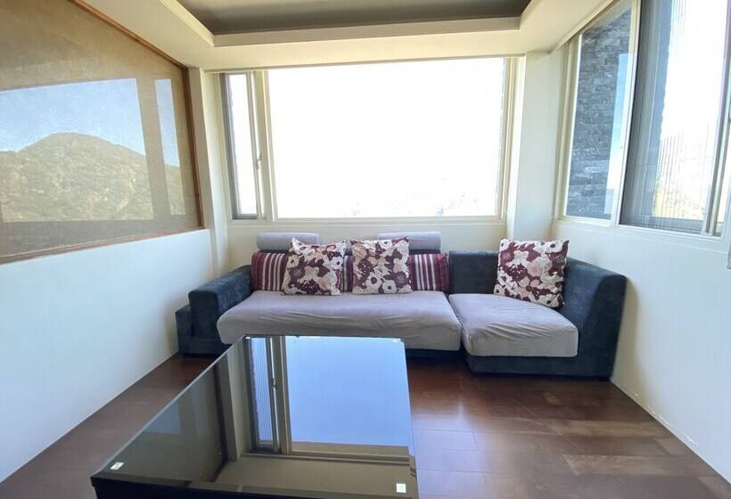 پانسیون Chen Yi