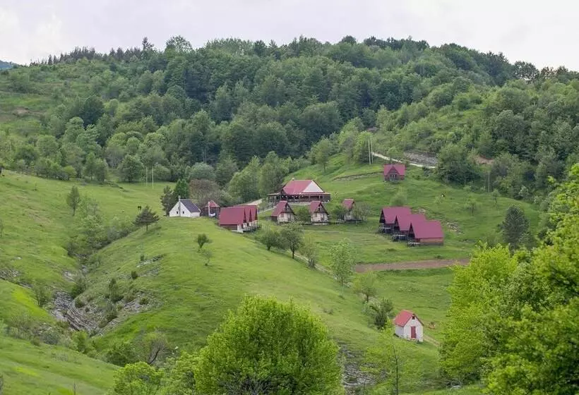 پانسیون Etno Selo Vojnik