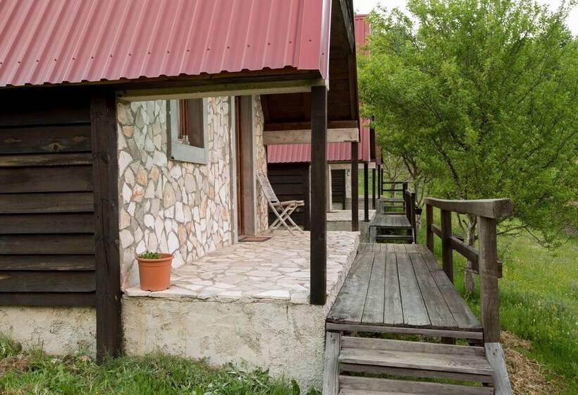 پانسیون Etno Selo Vojnik