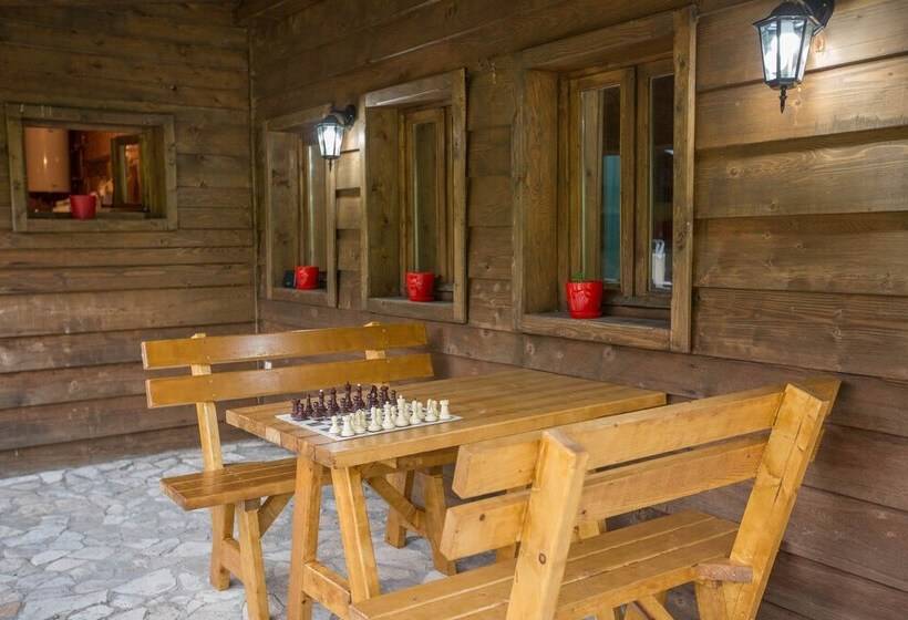 پانسیون Etno Selo Vojnik