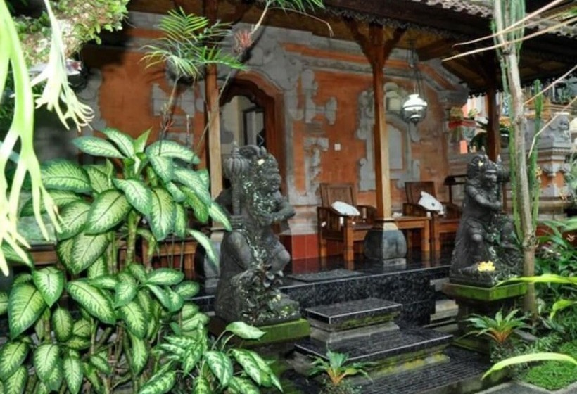 膳宿费 Indra Homestay