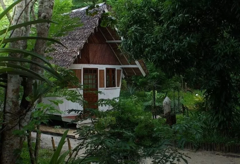 پانسیون Les Acacias Bungalows