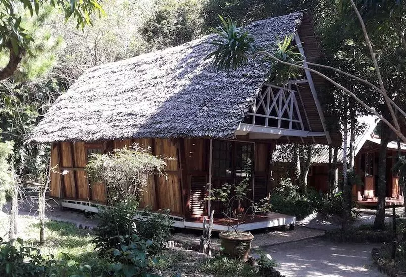 پانسیون Les Acacias Bungalows