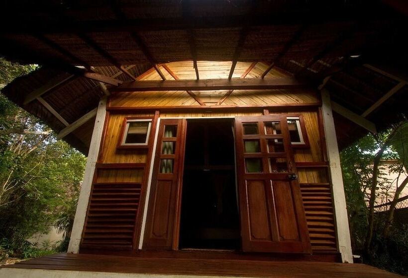 پانسیون Les Acacias Bungalows