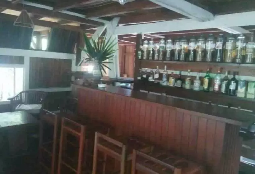 پانسیون Les Acacias Bungalows