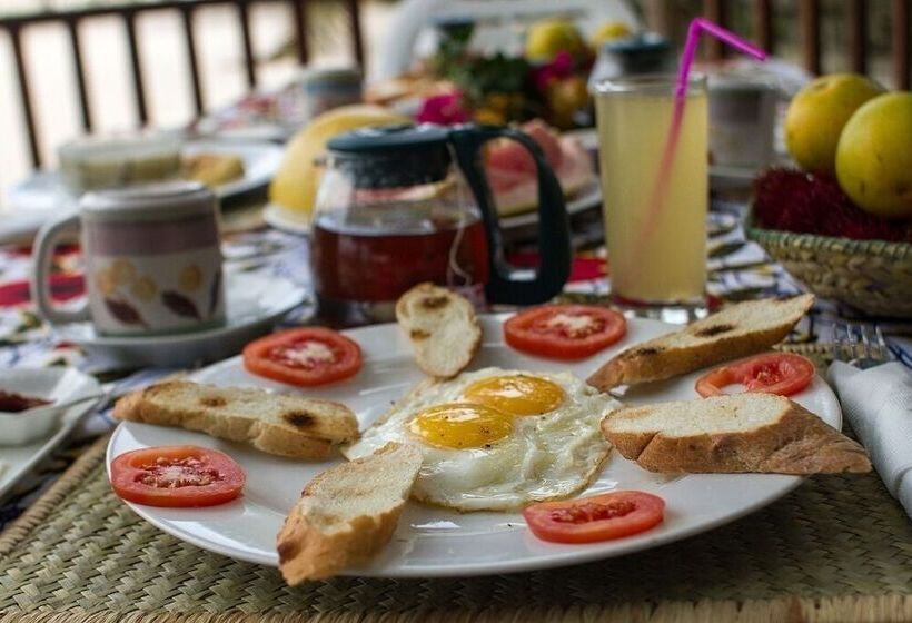 پانسیون Les Acacias Bungalows