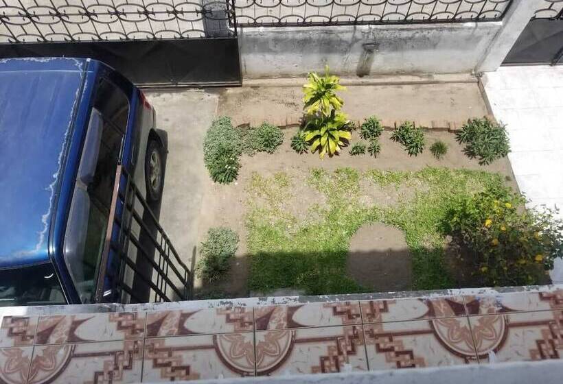 بنسيون Liduina Guest House