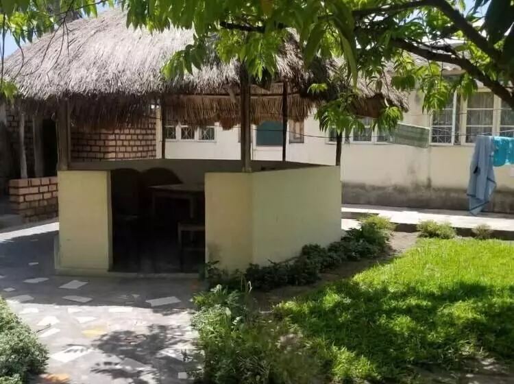 ペンション Liduina Guest House
