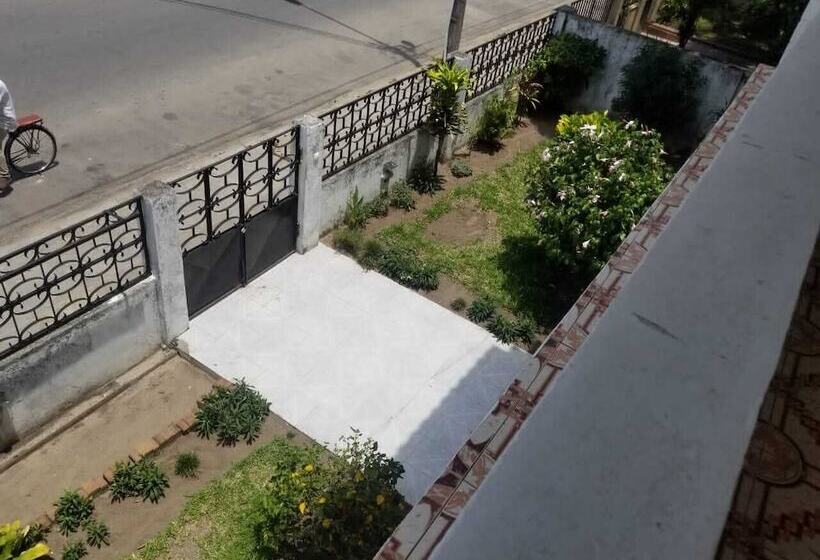 بنسيون Liduina Guest House