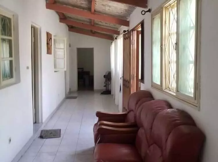 ペンション Liduina Guest House