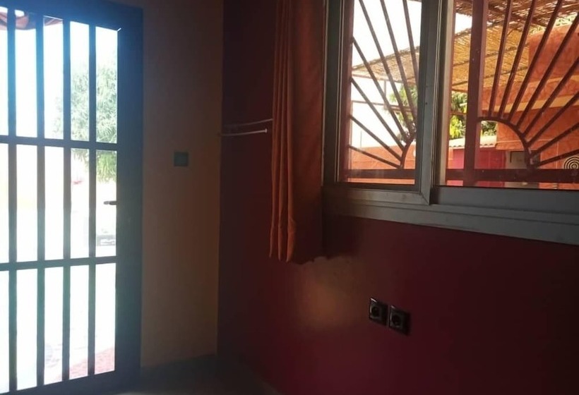 پانسیون Résidence Lrad Saly