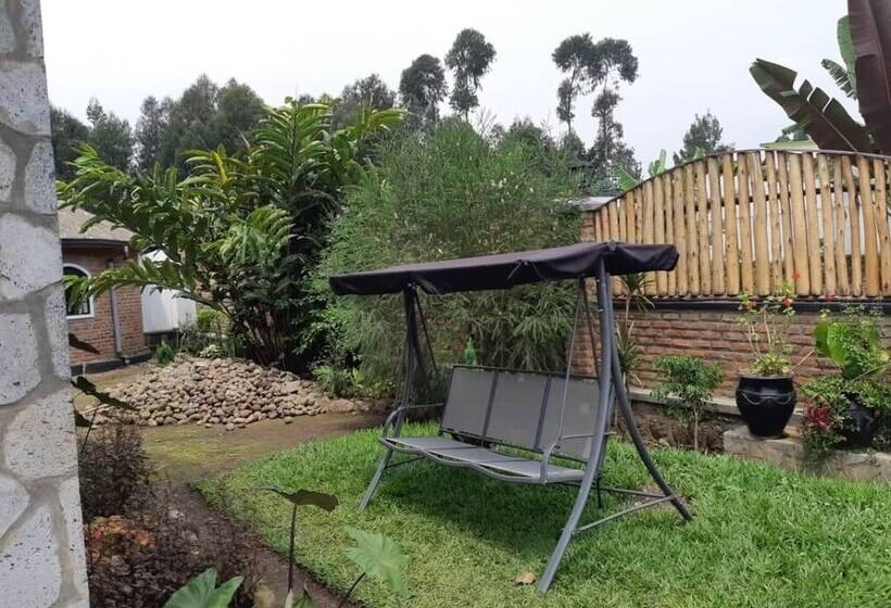پانسیون Urugano Virunga Palace