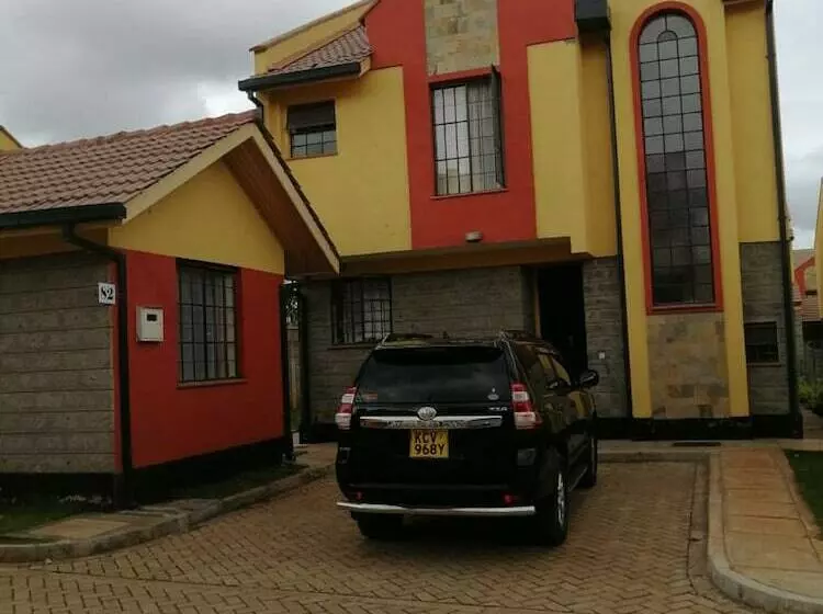 پانسیون Yurana Resort Kenya