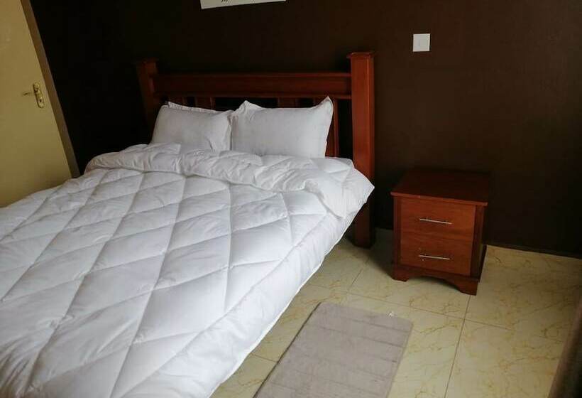 پانسیون Yurana Resort Kenya