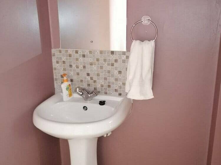 پانسیون Yurana Resort Kenya