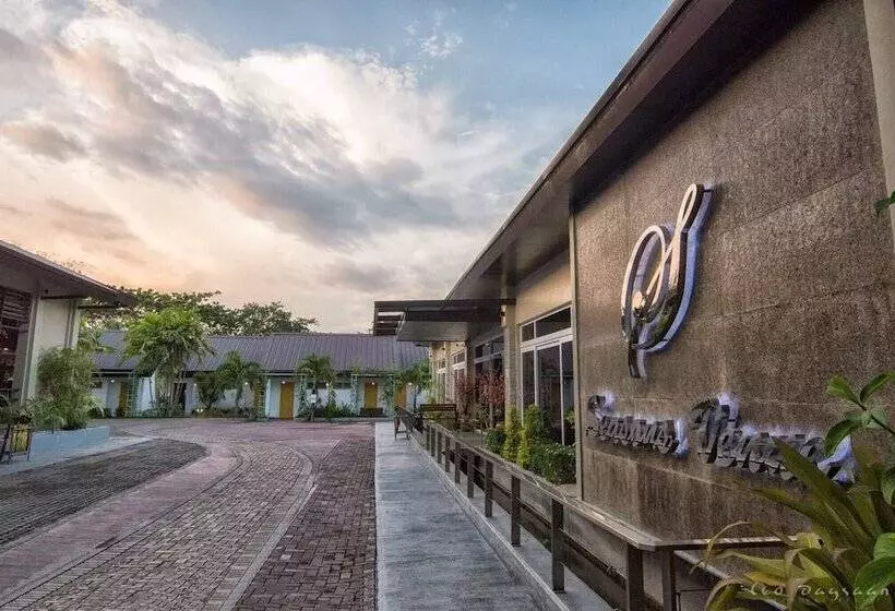 Seasons Hotel Sablayan