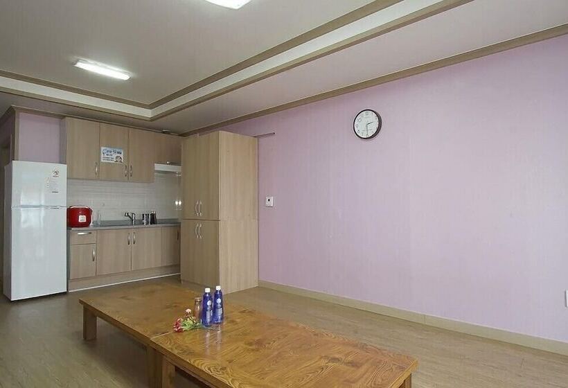 Wolpo Donghae Pension 2