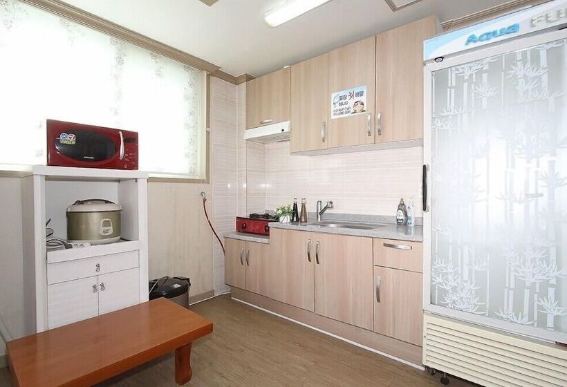 Wolpo Donghae Pension 2