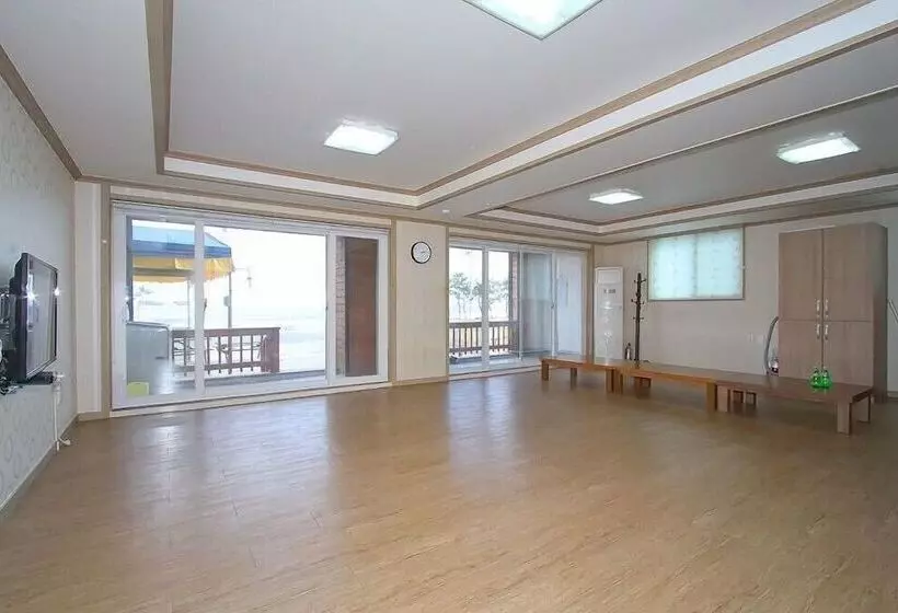 Wolpo Donghae Pension 2