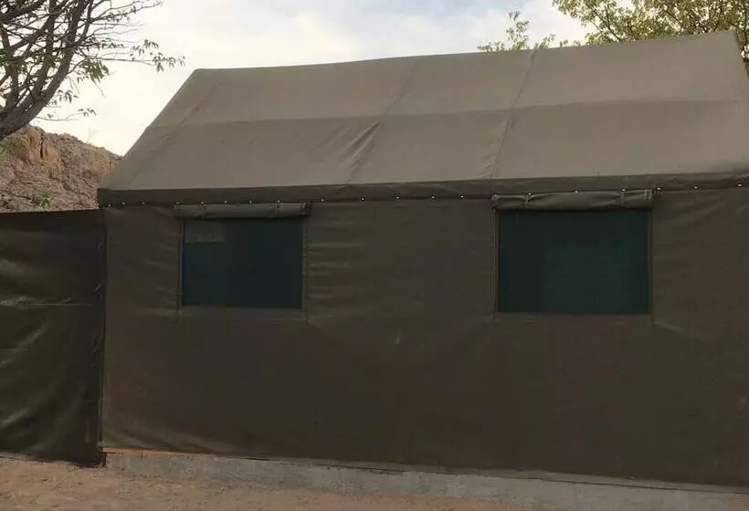 هاستل Twyfelfontein Tented Camp